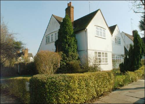 062 Erskine Hill